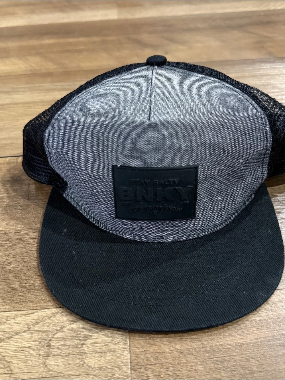 Binky bro hat - Picture 1 of 3